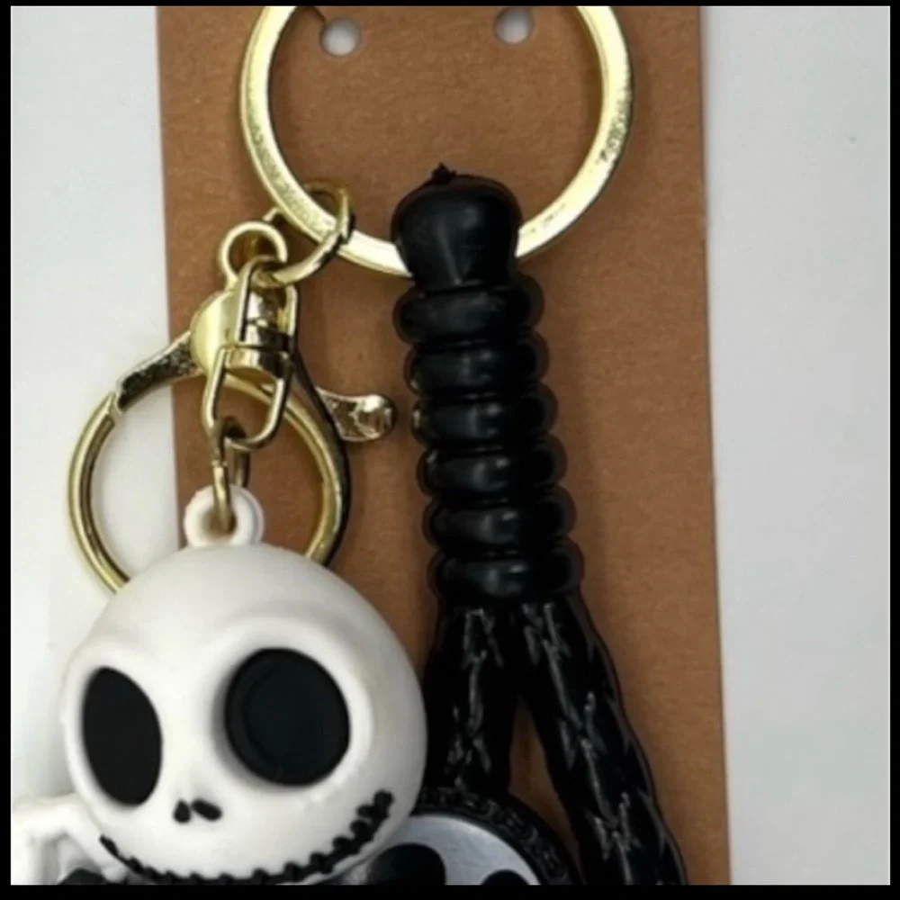 NEW Black and White Character Jack suit Keychain (1) New With Tags NWT